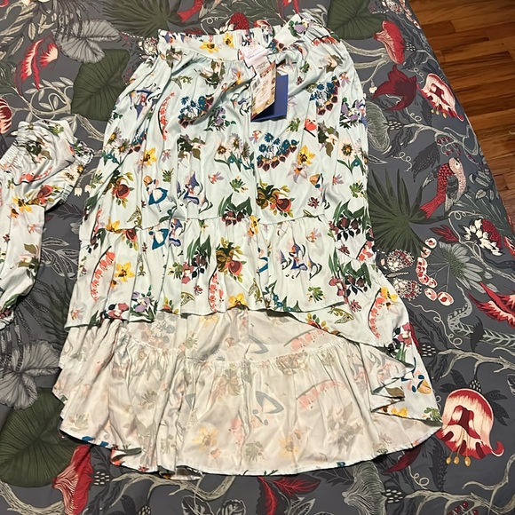 NWT Disney Mary Blair Alice in Wonderland top and skirt set - Picture 6 of 10